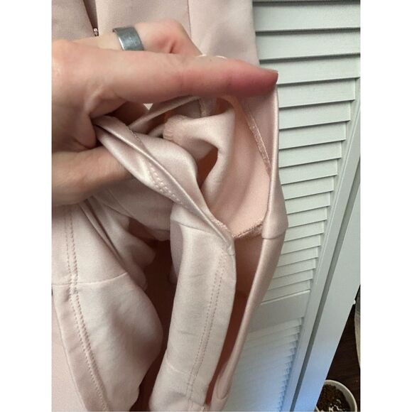 Guess Blush Pink Cut-Out Sheath Dress, Sz 4, MSRP $119 - Picture 13 of 14